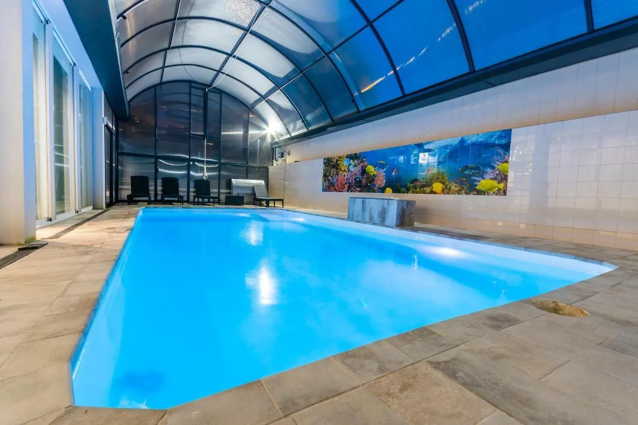 Luxurious Villa Marly II location